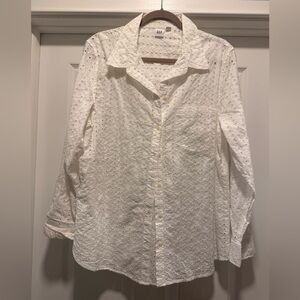 GAP Eyelet Button Down Shirt